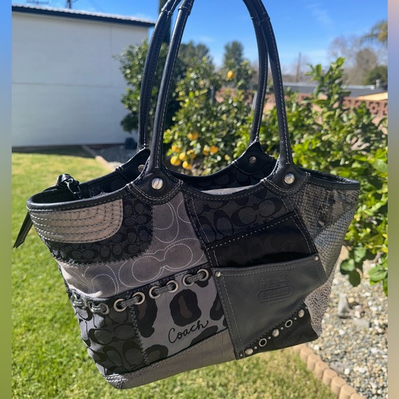 ‼️SOLD‼️Coach Vintage Multicolor Black Gray Patchwork Bleecker Tote Purse Bag - Picture 5 of 17